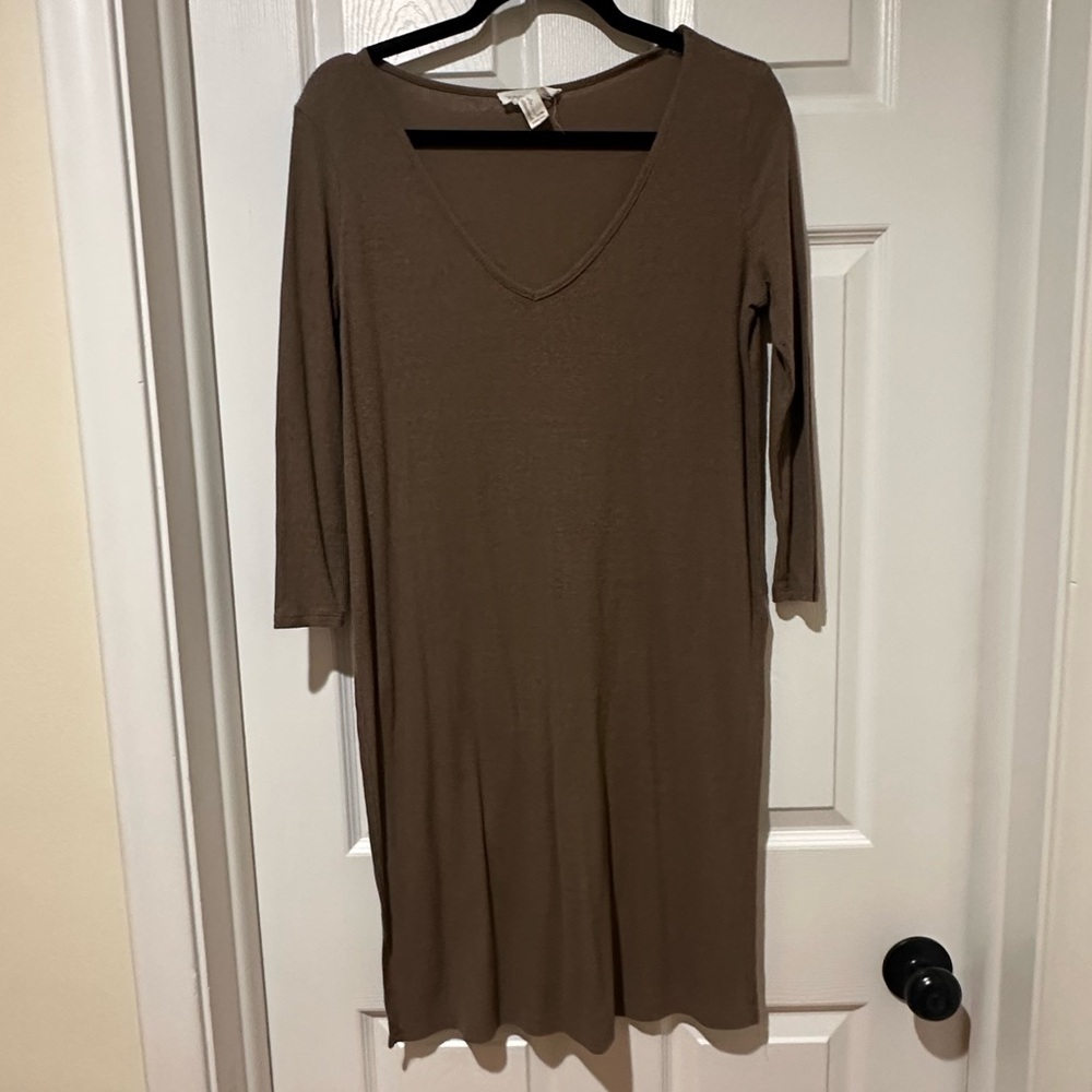 Forever 21 Tan Sheath Dress with Scoop Neck and 3/4 Sleeves